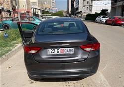 کرایسلەر 200